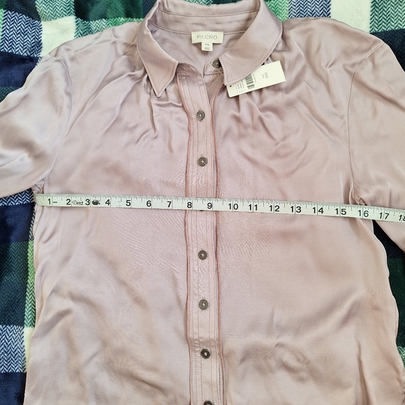 Anthropologie Pilcro Longline Silky Buttondown Shirt XXS - Picture 6 of 12